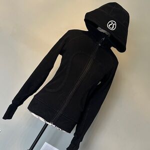 Lululemon size 4 Scuba Jacket